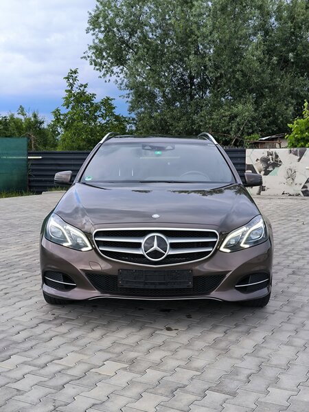 Mercedes-Benz E 300