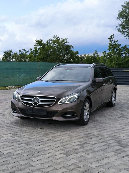 Mercedes-Benz E 300